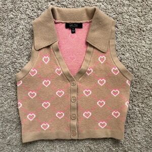 Witty Fox I Knit Tan Pink Heart Argyle Vest I Collared Sleeveless Button Up I M
